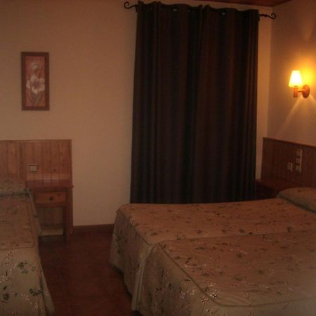 Hostal Pernalle أريابال المظهر الخارجي الصورة