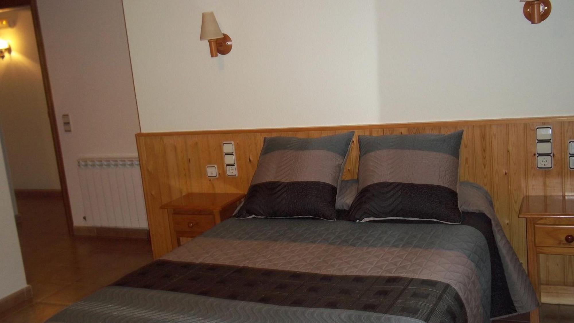Hostal Pernalle أريابال المظهر الخارجي الصورة