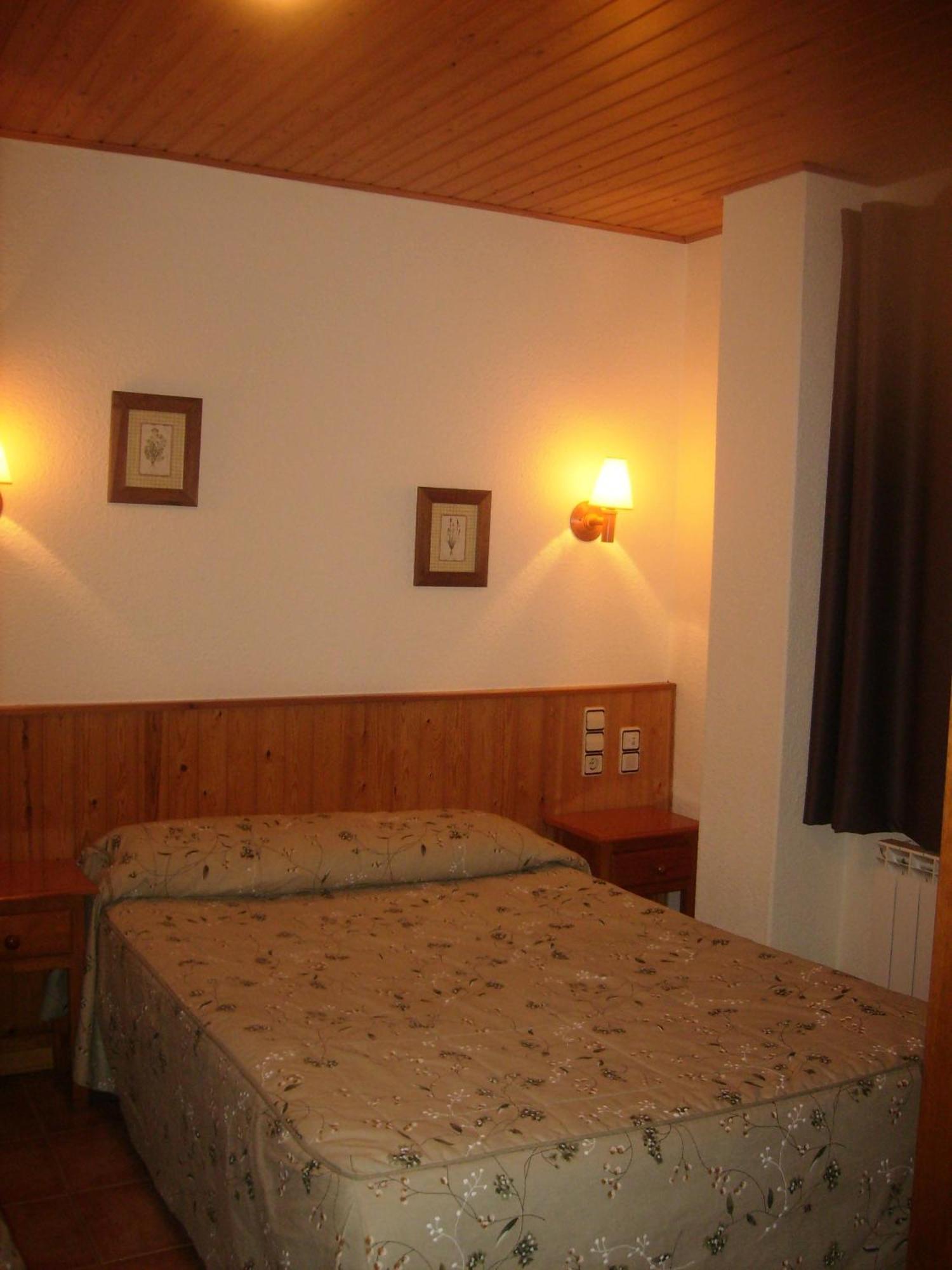 Hostal Pernalle أريابال المظهر الخارجي الصورة