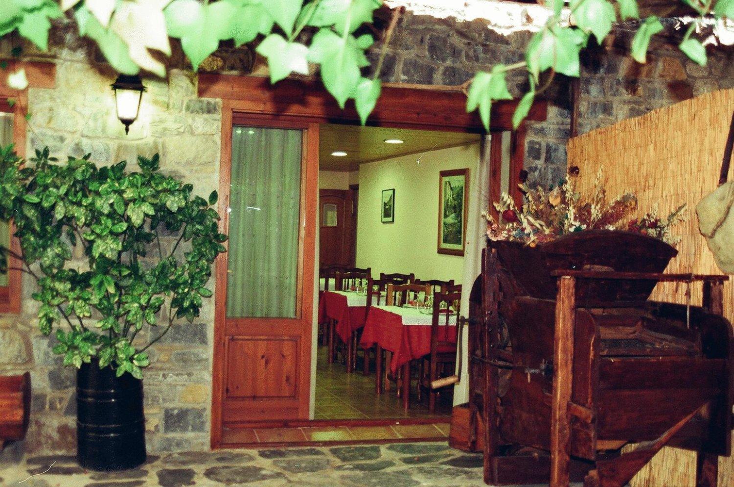 Hostal Pernalle أريابال المظهر الخارجي الصورة
